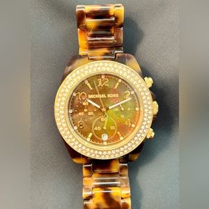 MICHAEL KORS Pave’ Tortoise Shell Women's Watch MK 5523